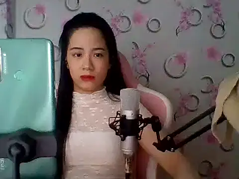 Snapshot of Nana-68 chatting on March 11, 2025, 2:07 pm Nana-68 online show from March 11, 2025, 2:07 pm