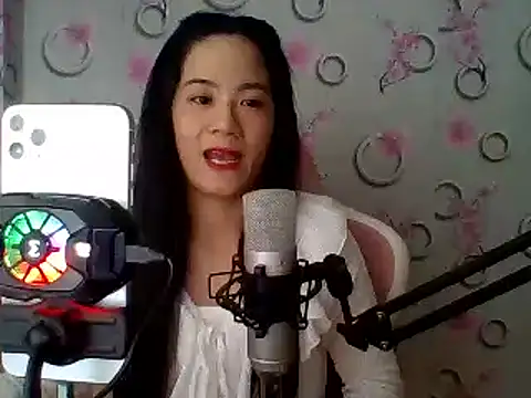 Snapshot of Nana-68 chatting on March 22, 2025, 12:46 pm Nana-68 online show from March 22, 2025, 12:46 pm
