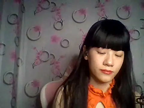 Snapshot of Nana-68 chatting on October 31, 2025, 1:56 pm Nana-68 online show from October 31, 2025, 1:56 pm