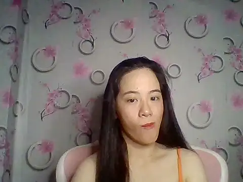 Snapshot of Nana-68 chatting on November 2, 2025, 1:57 pm Nana-68 online show from November 2, 2025, 1:57 pm