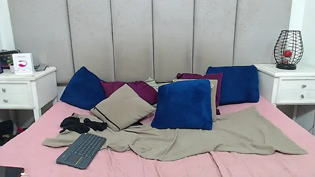 Snapshot of AmbarJacksonn_ chatting on December 10, 2024, 2:59 am AmbarJacksonn online show from December 10, 2024, 2:59 am