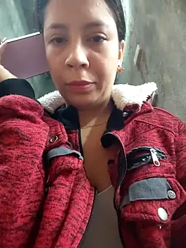 Snapshot of MariCeleste- chatting on December 4, 2025, 11:08 am MariCeleste- online show from December 4, 2025, 11:08 am