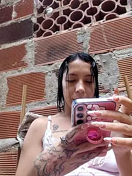 Snapshot of MariCeleste- chatting on January 12, 2026, 10:04 pm MariCeleste- online show from January 12, 2026, 10:04 pm