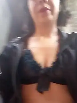 Snapshot of MariCeleste- chatting on January 14, 2026, 11:38 am MariCeleste- online show from January 14, 2026, 11:38 am