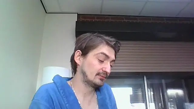 Wesleymodel online show from February 7, 2026, 7:56 am