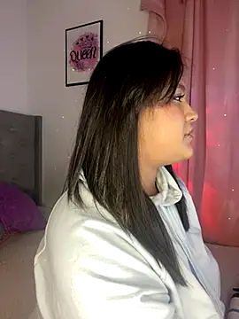 Snapshot of Ari_Martin chatting on September 30, 2025, 3:55 am Ari Martin online show from September 30, 2025, 3:55 am