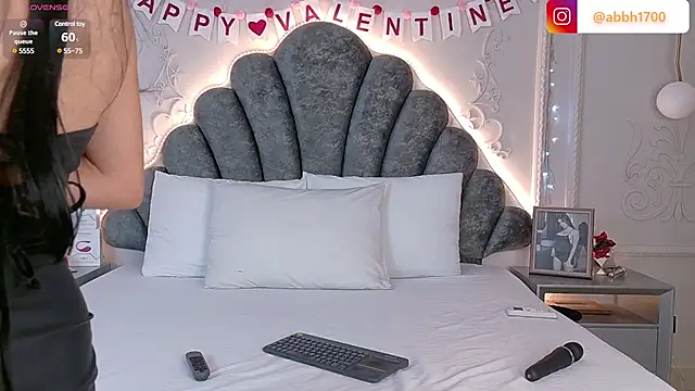 AbbyHank online show from February 15, 2025, 2:44 pm