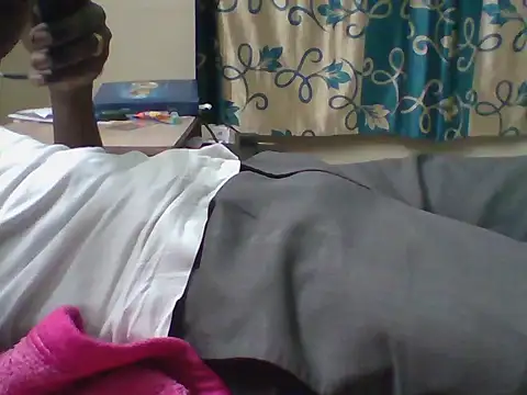 Snapshot of bas1cooks chatting on October 6, 2025, 4:48 pm bas1cooks online show from October 6, 2025, 4:48 pm