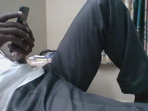 Snapshot of bas1cooks chatting on October 10, 2025, 4:50 pm bas1cooks online show from October 10, 2025, 4:50 pm