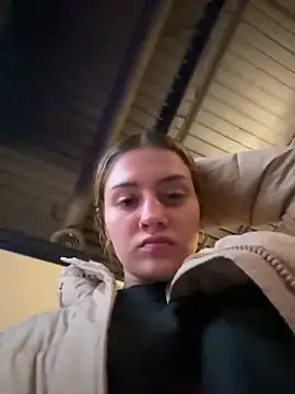 Snapshot of emilysue1 chatting on December 31, 2024, 2:14 pm emilysue1 online show from December 31, 2024, 2:14 pm