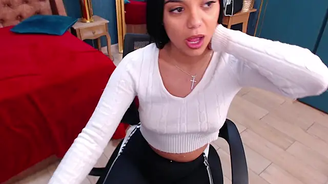 SerenaXMendez online show from January 2, 2025, 7:55 am