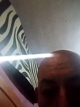 pineda1689 online show from October 17, 2025, 7:05 pm