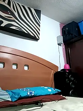 pineda1689 online show from February 25, 2026, 8:24 am