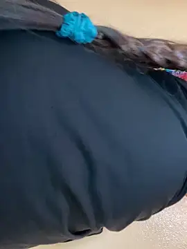 Evelyn Moon online show from November 5, 2025, 3:12 pm