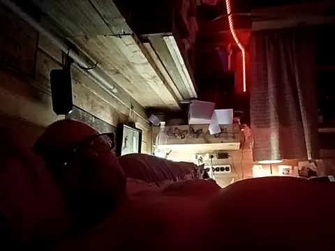 FKHoward online show from April 27, 2026, 8:23 am