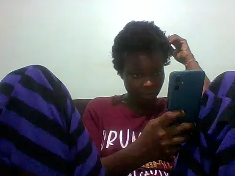 Snapshot of sexxyqueenn22 chatting on October 8, 2025, 11:13 pm sexxyqueenn22 online show from October 8, 2025, 11:13 pm