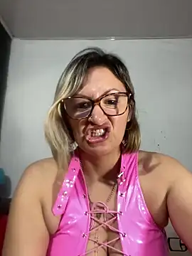 dirty mistress 69 online show from December 5, 2024, 1:38 pm