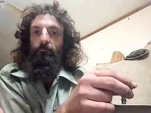 Snapshot of BigPeter6987 chatting on April 28, 2026, 8:36 pm BigPeter6987 online show from April 28, 2026, 8:36 pm