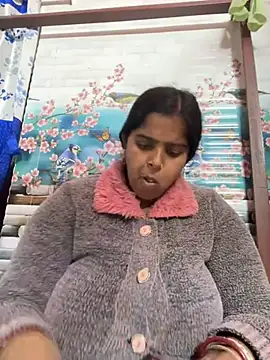 Snapshot of Beauty-queen chatting on January 30, 2025, 10:50 am Beauty-queen online show from January 30, 2025, 10:50 am