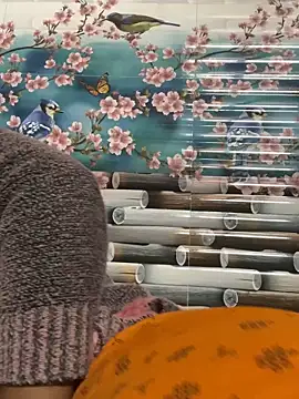 Snapshot of Beauty-queen chatting on February 25, 2025, 12:55 pm Beauty-queen online show from February 25, 2025, 12:55 pm