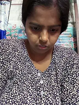 Snapshot of Beauty-queen chatting on March 5, 2025, 11:06 am Beauty-queen online show from March 5, 2025, 11:06 am