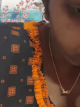 Snapshot of Beauty-queen chatting on March 15, 2025, 3:27 pm Beauty-queen online show from March 15, 2025, 3:27 pm