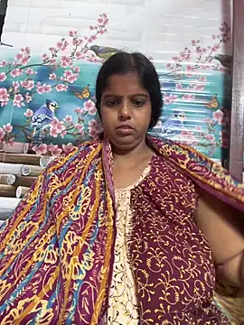 Snapshot of Beauty-queen chatting on November 3, 2025, 1:12 pm Beauty-queen online show from November 3, 2025, 1:12 pm