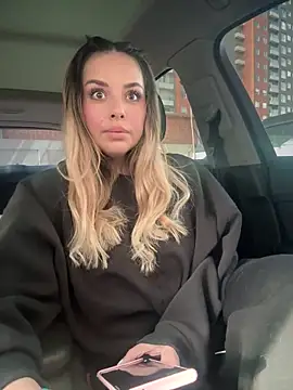 Snapshot of Alirawrz chatting on January 23, 2025, 12:30 pm Alirawrz online show from January 23, 2025, 12:30 pm