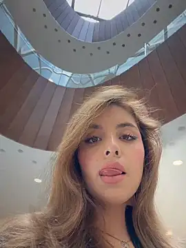 Alirawrz online show from June 6, 2026, 3:39 pm