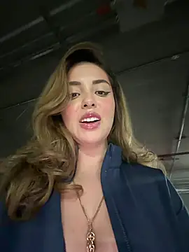 Alirawrz online show from July 15, 2026, 1:38 pm