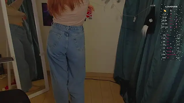 Josephine Kiss online show from January 2, 2025, 8:17 am