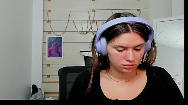 Josephine Kiss online show from January 22, 2025, 3:07 pm