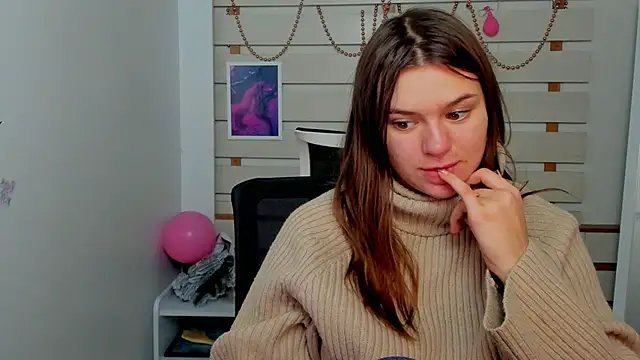 Josephine Kiss online show from February 12, 2025, 7:35 pm