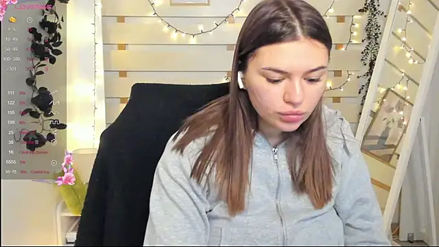 Josephine Kiss online show from January 9, 2026, 12:52 pm