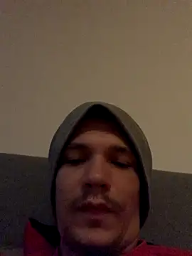 YoungDick25 online show from September 17, 2025, 5:31 am