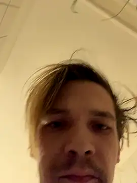 YoungDick25 online show from October 31, 2025, 9:16 pm