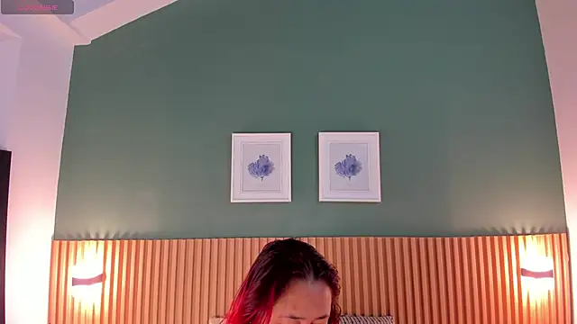  anavictoria  online show from January 23, 2025, 11:37 am