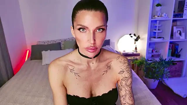 Sasha Miro online show from May 21, 2026, 3:24 am