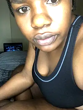 Snapshot of NissyxSawee chatting on September 18, 2025, 4:03 am NissyxSawee online show from September 18, 2025, 4:03 am