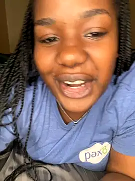 Snapshot of NissyxSawee chatting on October 27, 2025, 8:07 am NissyxSawee online show from October 27, 2025, 8:07 am