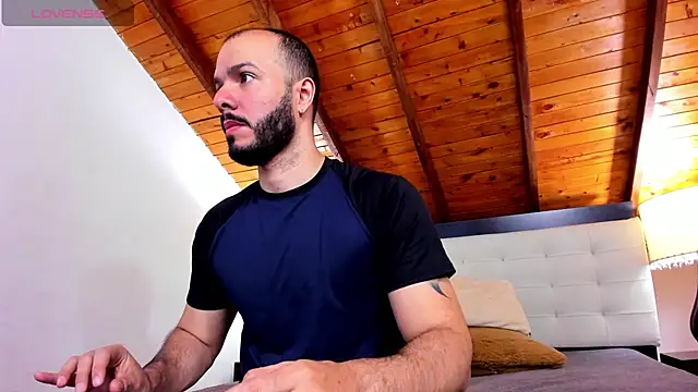 Tom Bailey online show from January 19, 2026, 12:42 pm