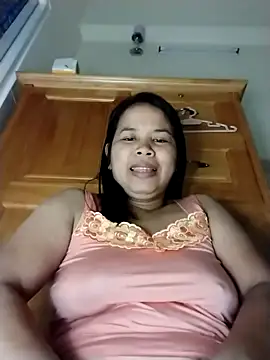 Snapshot of Lanyingxin18 chatting on February 9, 2025, 6:16 pm Lanyingxin18 online show from February 9, 2025, 6:16 pm
