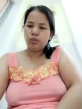 Snapshot of Lanyingxin18 chatting on February 19, 2025, 10:42 pm Lanyingxin18 online show from February 19, 2025, 10:42 pm