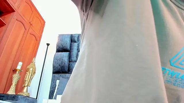 Snapshot of TomyMosterCock chatting on December 21, 2024, 3:47 am TomyMosterCock online show from December 21, 2024, 3:47 am