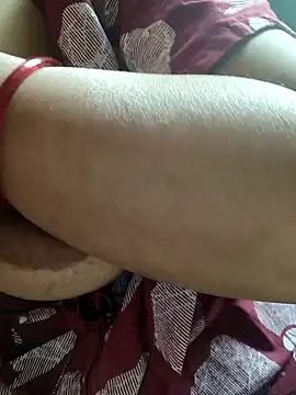 Snapshot of cuteyqueen chatting on December 10, 2024, 10:17 am cuteyqueen online show from December 10, 2024, 10:17 am