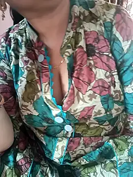 Snapshot of cuteyqueen chatting on February 22, 2025, 9:56 am cuteyqueen online show from February 22, 2025, 9:56 am