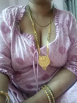 cuteyqueen online show from January 9, 2026, 7:22 am