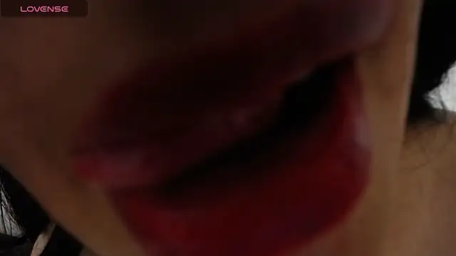 Snapshot of shayla_10 chatting on July 10, 2026, 10:23 pm shayla 10 online show from July 10, 2026, 10:23 pm