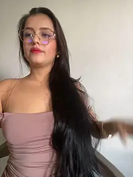 AbbyMillerrr online show from April 28, 2026, 8:36 pm