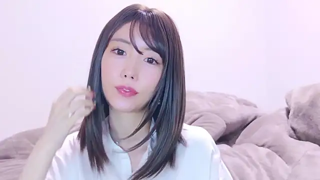 xx natsumegu xx online show from November 9, 2025, 12:09 am